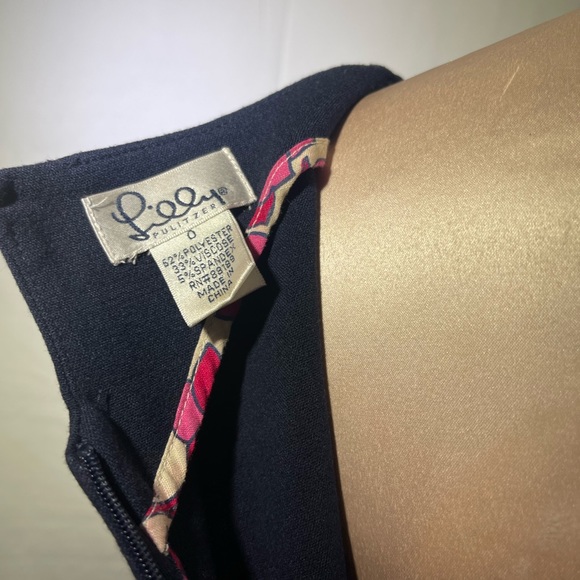 Lilly Pulitzer White Label navy dress.  Size 0. Absolutely beautiful - Picture 6 of 12